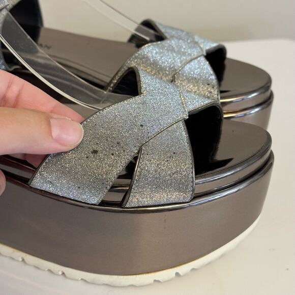 Stuart Weitzman Wedge Sandals Silver 10M - Picture 5 of 8